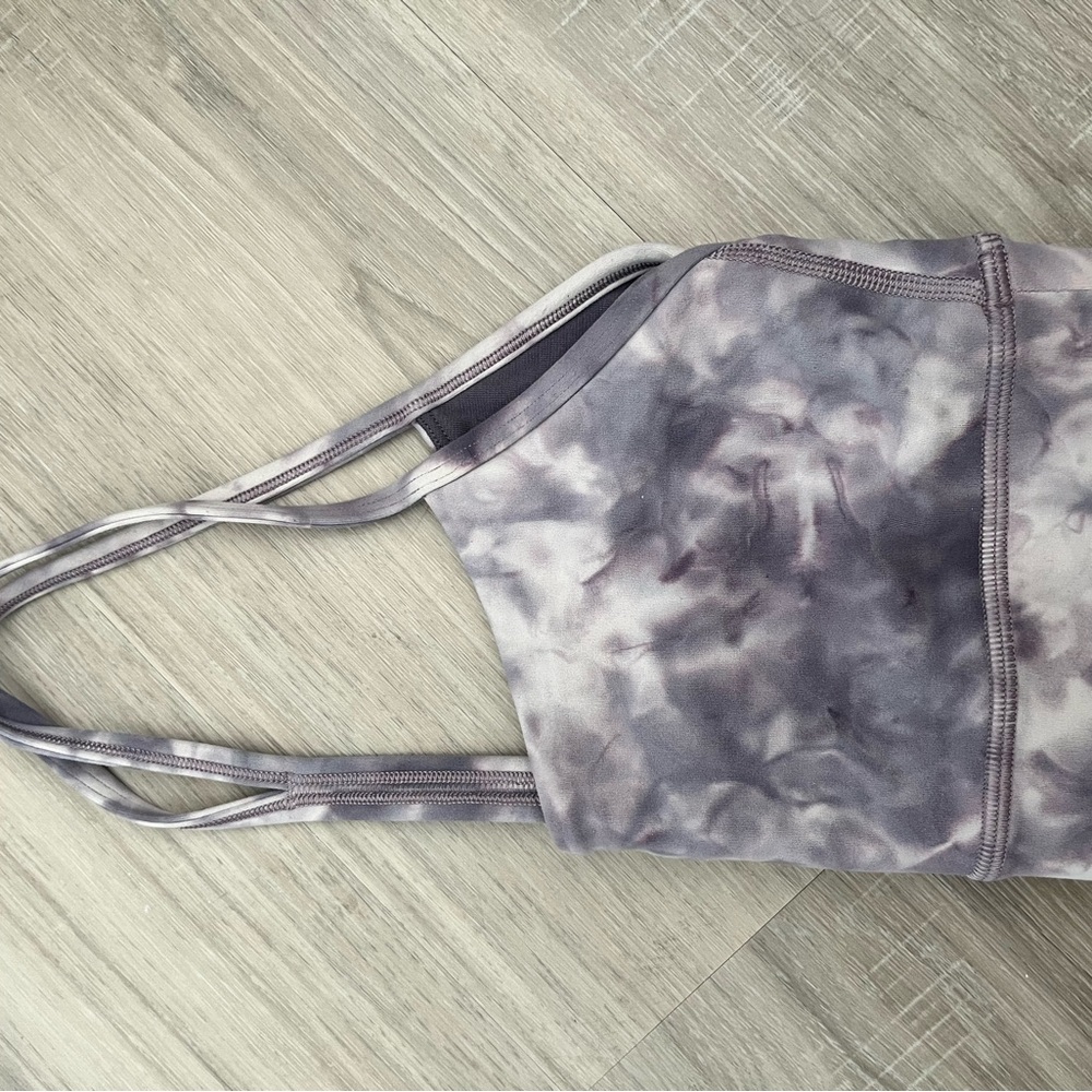 Lululemon bra - Picture 4 of 5